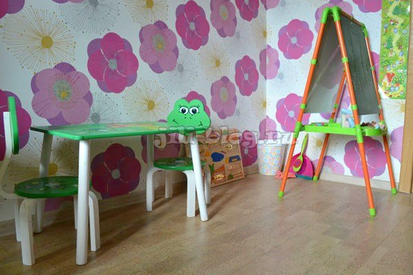 Montessori children&#39;s furniture