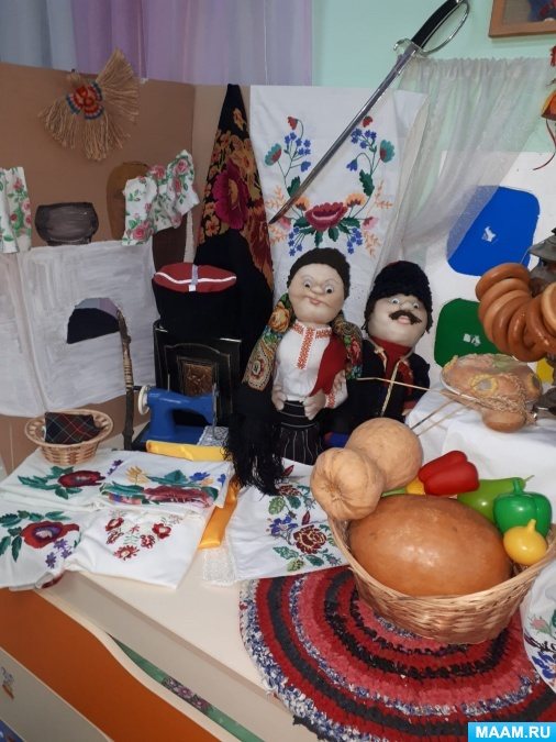 Мини-музей в старшей группе детского сада «Кубанский быт»
