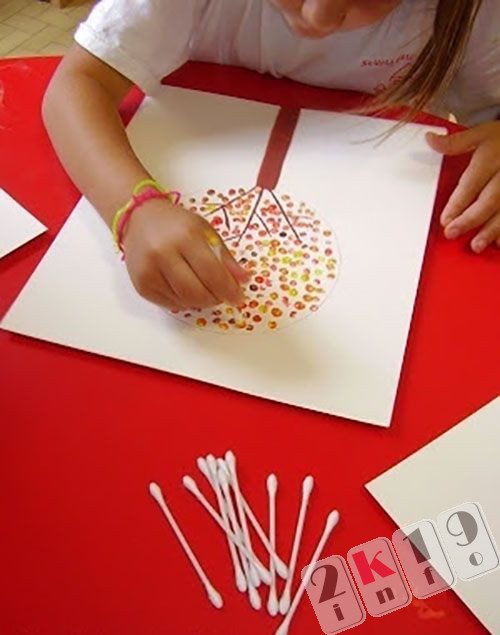 Non-traditional drawing techniques for children in kindergarten and school