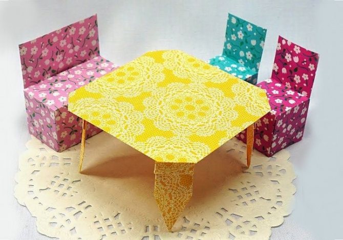 Поэтапная сборка столика для кукольного домика в технике оригами