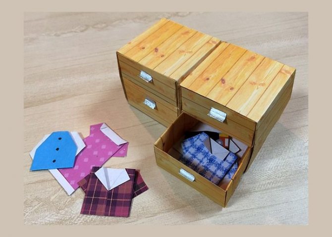 Поэтапная сборка тумбы для кукольного домика в технике оригами