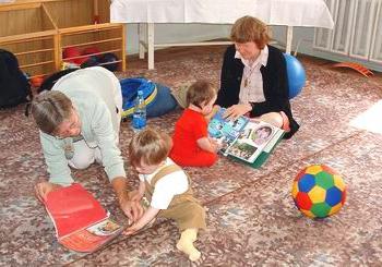 Working with children in preschool educational institutions
