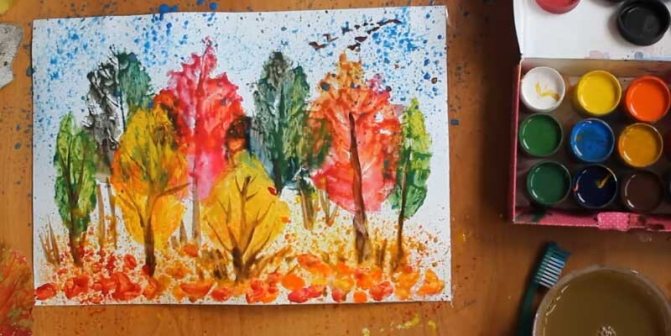 Drawing on the theme of autumn for kindergarten and school
