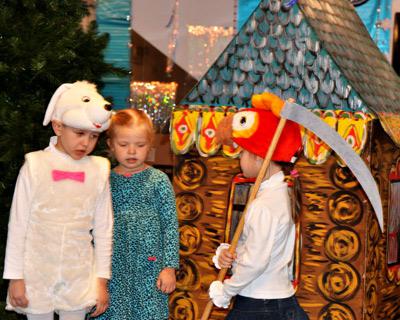 theatrical activities in the junior group of kindergarten